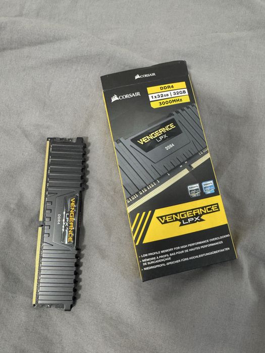 Vand Placa de baza Gigabyte Z490 UD, Socket 1200 Intel