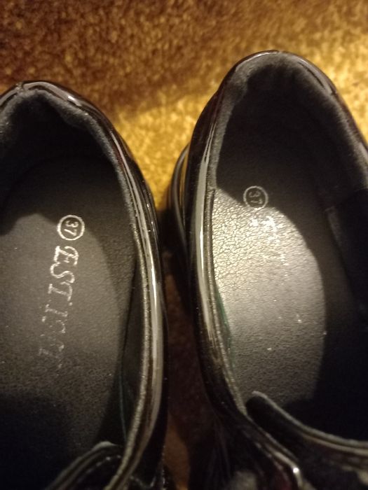 Bocanci dama lacuiti