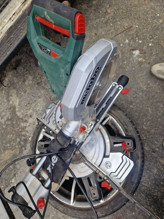 Настолен потапящ циркуляр METABO модел KS 216 M PCL.