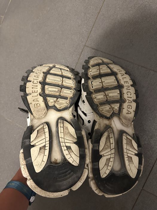 Balenciaga negru si alb