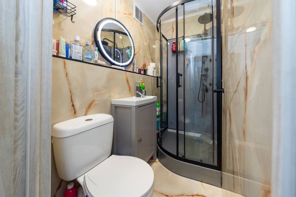 Vand apartament 3 camere