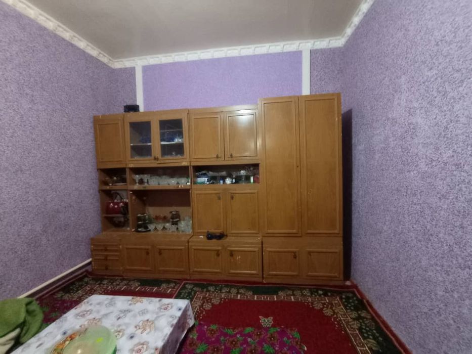 Стенки гарнитур сатылады.