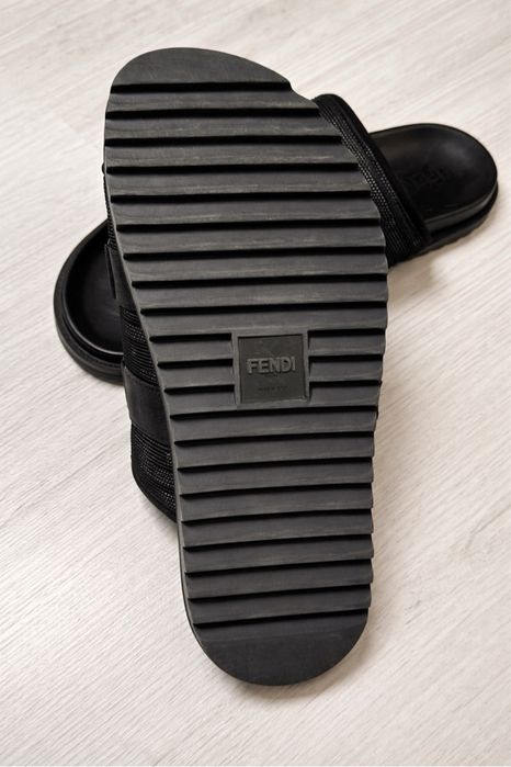 Мъжки чехли FENDI