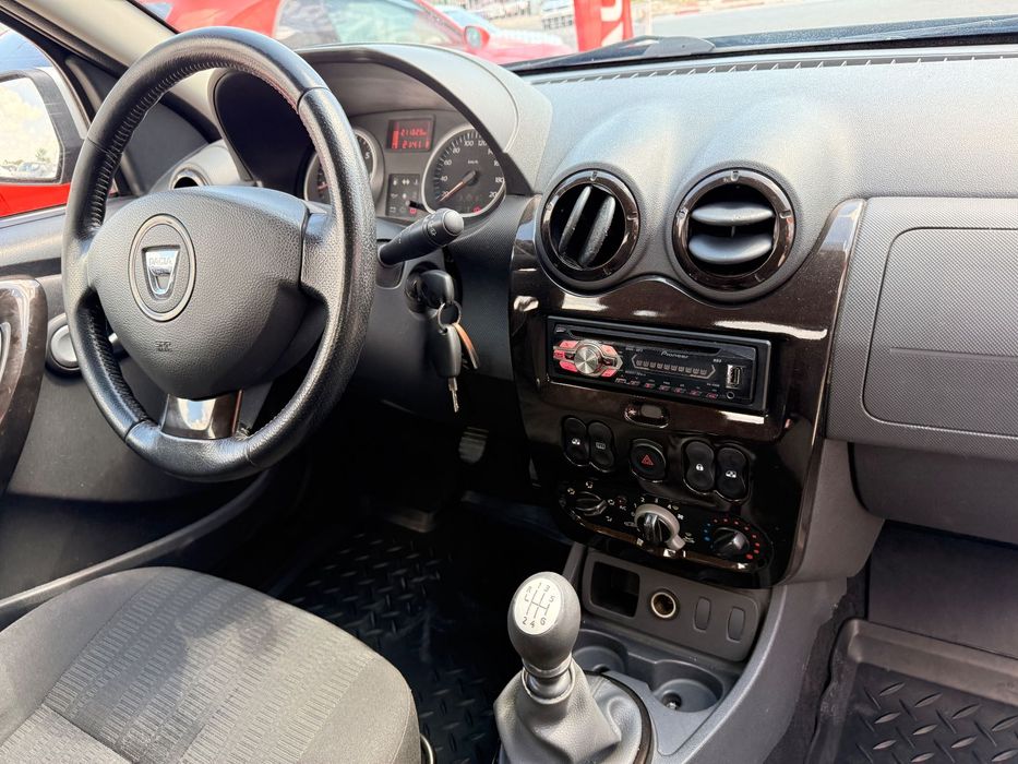 Dacia Duster plata partiala avans 3000e  si3000e  in 3 luni