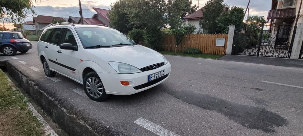 Vand ford focus motor 1.4 benzină