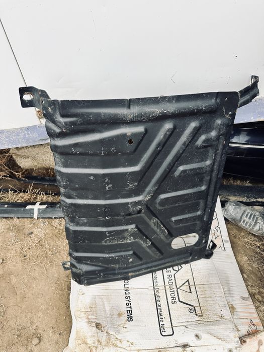 Приора защита заводской