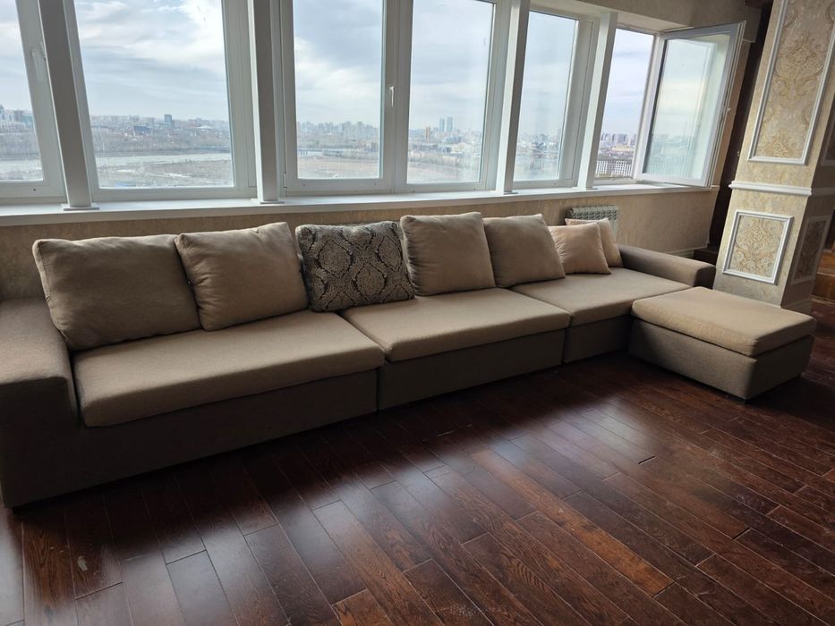 Современный модульный диван