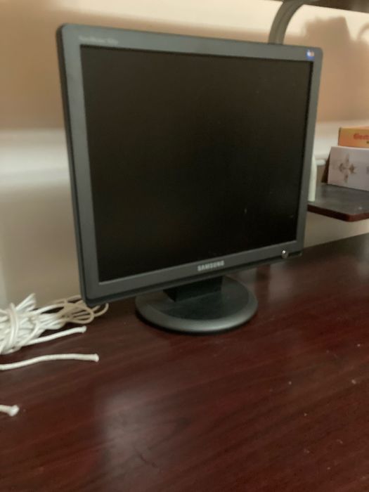 Монитор от самсунга