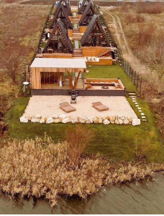 Caut investitor/partener pentru construirea unui complex hotelier ECO