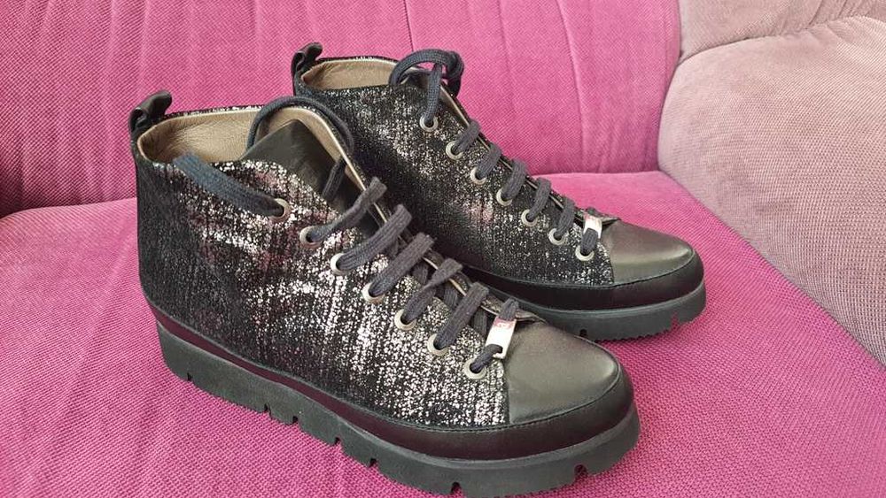 Ghete trendy full piele de la XSA made in Italy marimea 34