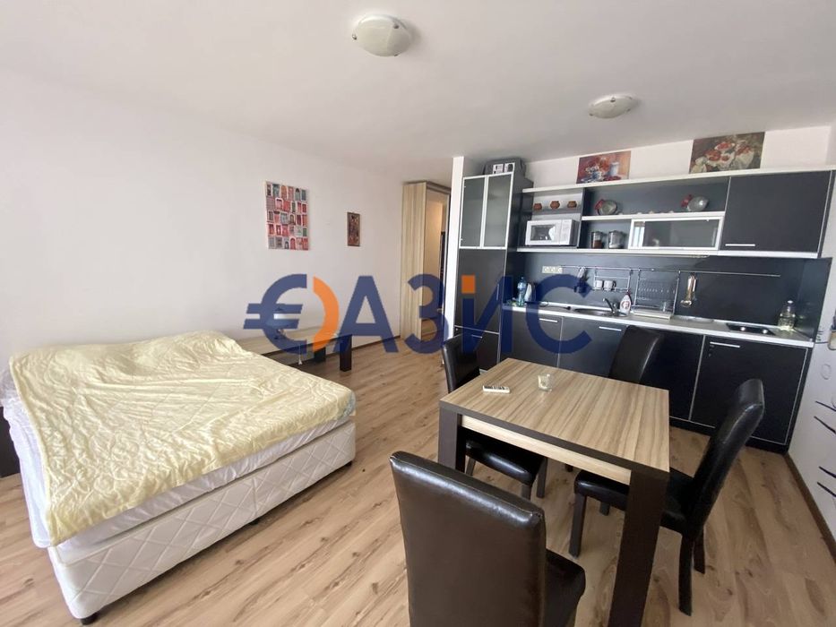 Продава се Едностаен апартамент в Свети Влас - 61 кв.м за 744 €/кв.м - Снимка #3
