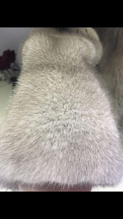 Vesta blana naturala de vizon de Danemarca