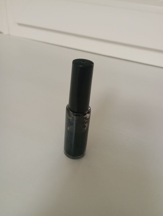 Продам лак  для царапин