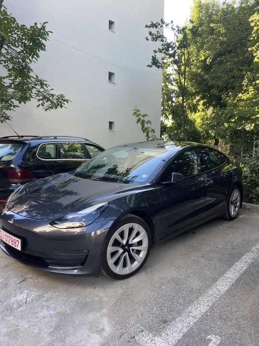 Tesla Model 3 LR