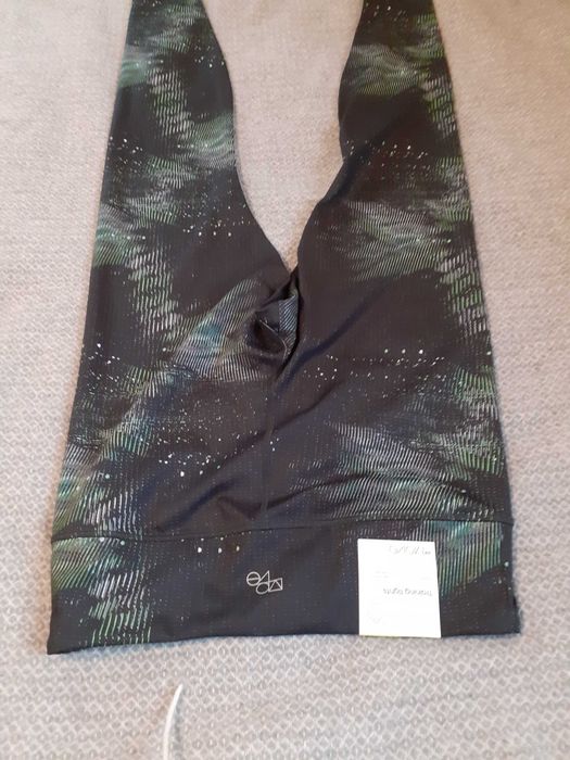 Pantaloni sport noi H&M