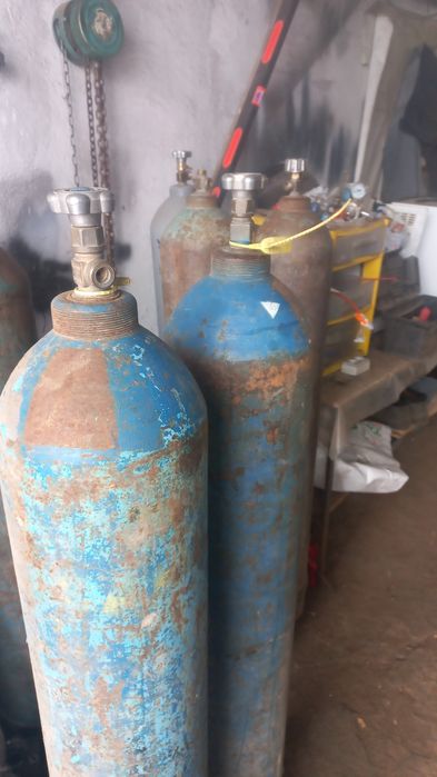Продам кислородный балоный