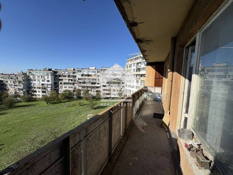 ЕКСКЛУЗИВНО! Четиристаен апартамент за продажба, кв. Владиславово, Вар