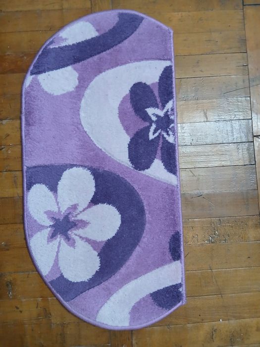 Covoare +masuta  sticla cafea