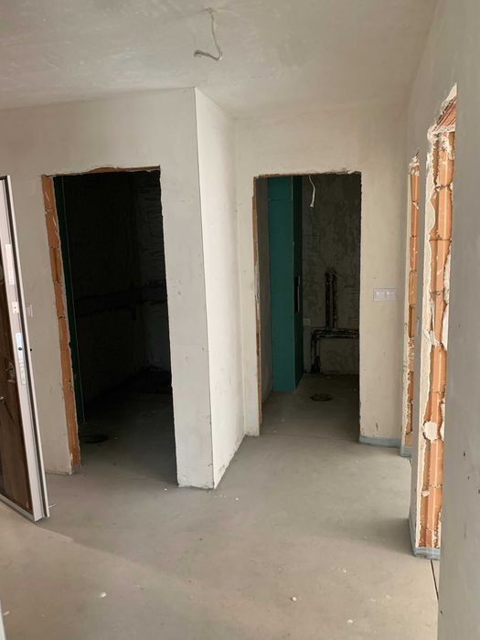 Продава се Тристаен апартамент в Пловдив, Христо Смирненски - 110 кв.м за 1410 €/кв.м - Снимка #2