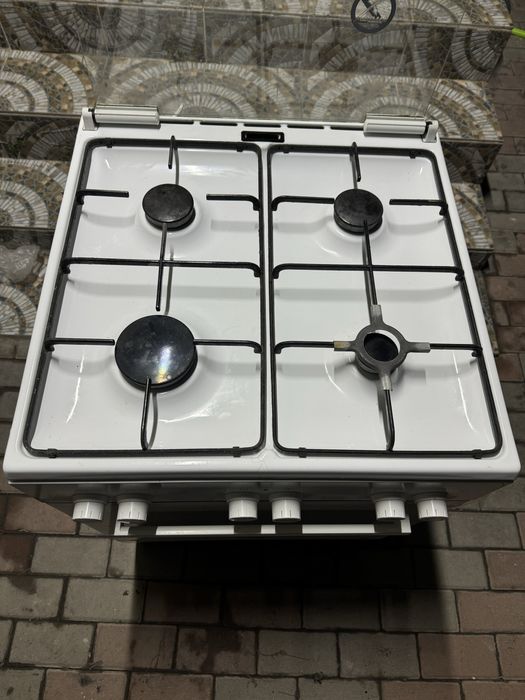 Продам газ плиту Bosch