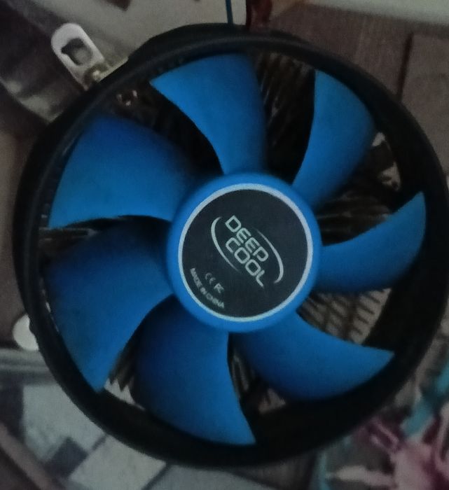Обычный кулер для материнки