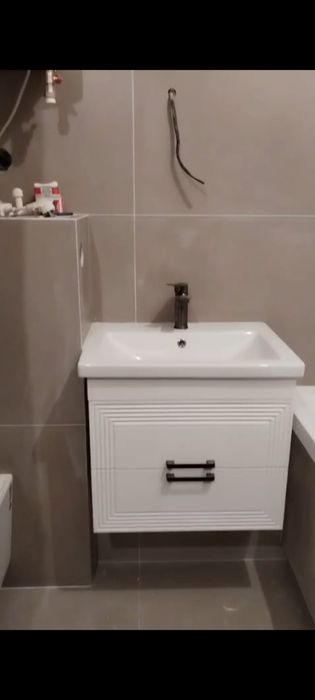 Продается раковина с тумбой за 55000
