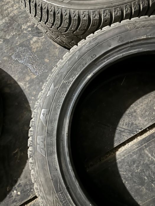 Продам ЗИМНИЕ шины в нормальном состоянии