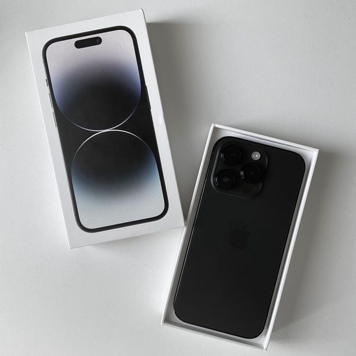 Продам айфон 14 про