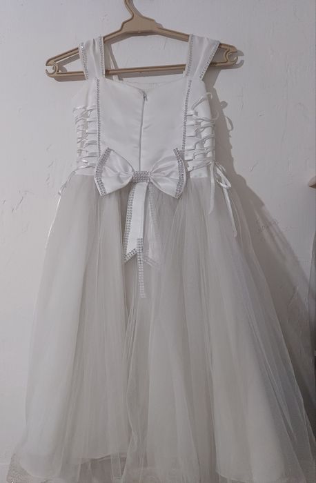 Детиский оқ кўйнакча.