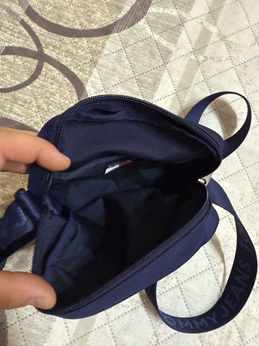 Чанти за кръст и презрамо