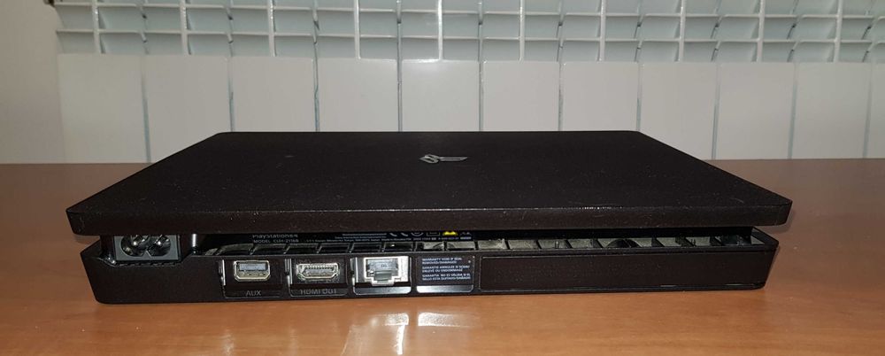 Vand Playstation4 Ps4 Slim 1TB cu 3 Controllere