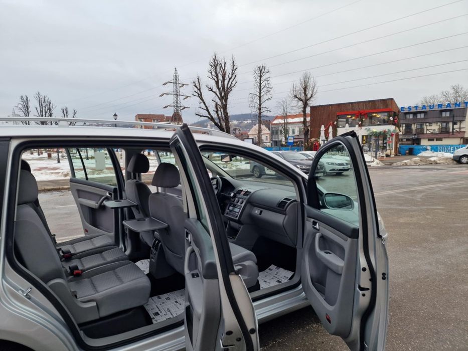 Touran 1.9TDI BXE  2010