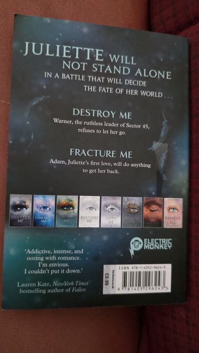 Книги на английски език