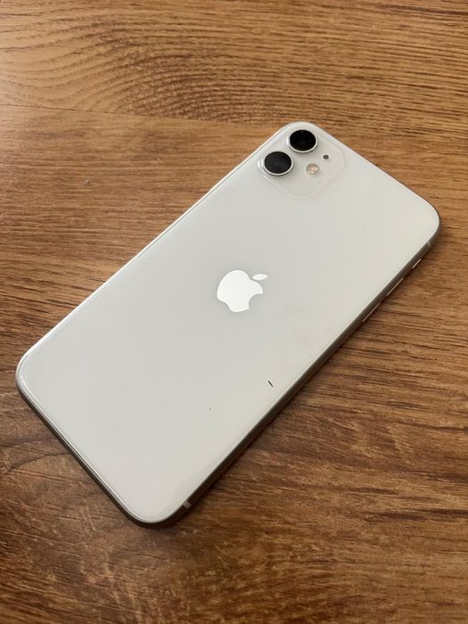 Telefon IPhone 11