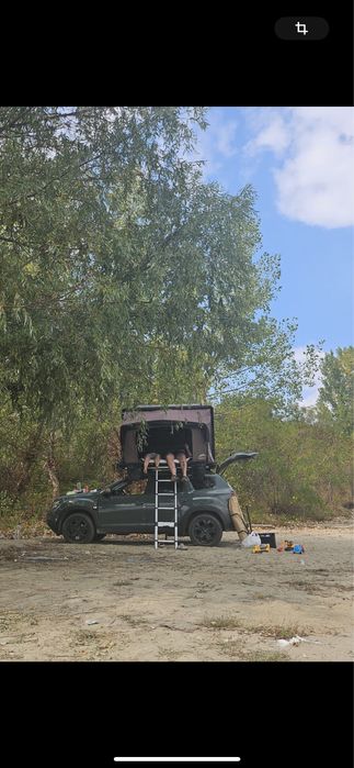 Cort auto (rooftop tent) Wildland