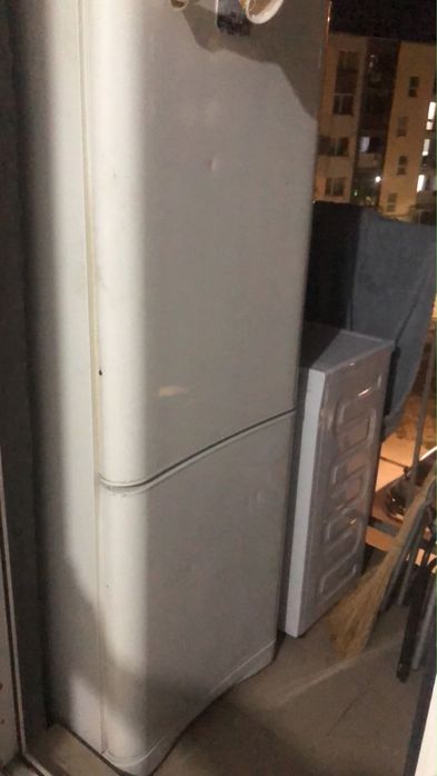 Indesit холодильник