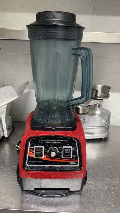 Продам стол холодильник