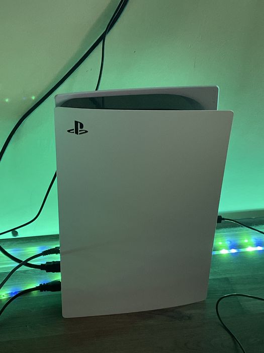 PlayStation 5  продам