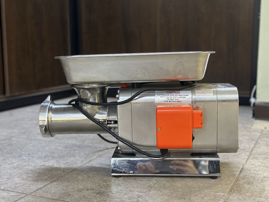 Мясорубка TW-22