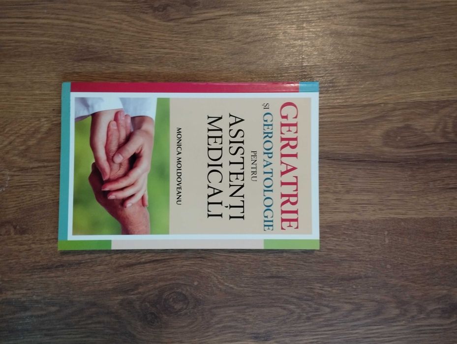 Pachet 12 cărți de specialitate pentru viitorii asistenți medicali