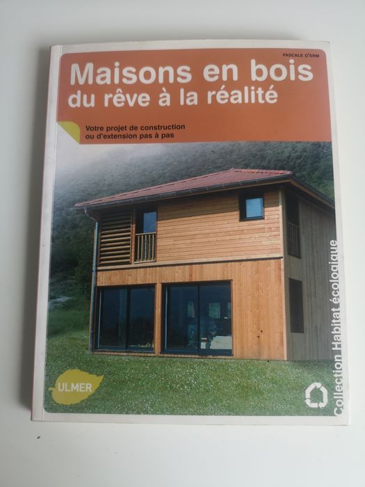 Книга за архитектура Maisons en bois du reve a la realite