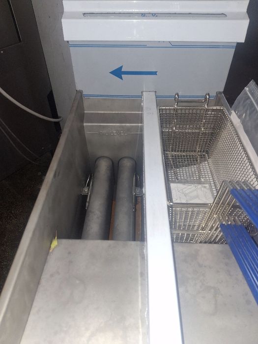 Фритюрник НОВ професионален на газ IMPERIAL