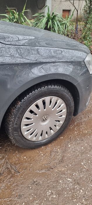 Железни джанти 16-ки 5×112 със оригинални тасове на VW