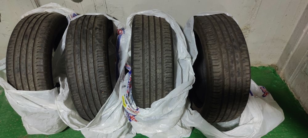 215 55 17 Continental ContiEcoContact 5 Dot 50 2017. Fabricate in Roma
