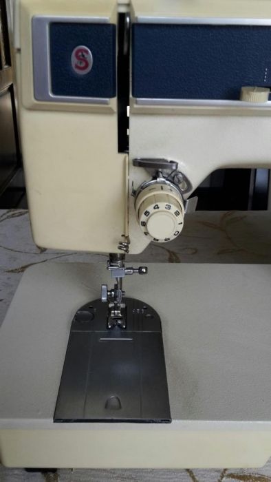 Шевна машина Сингер