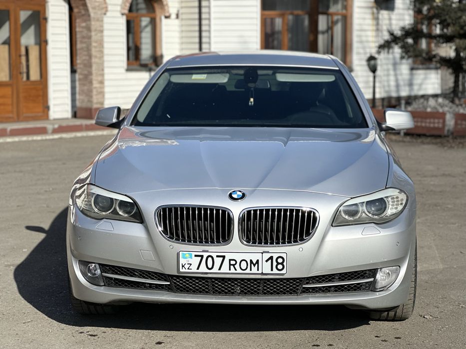 Продам BMW F10 520i