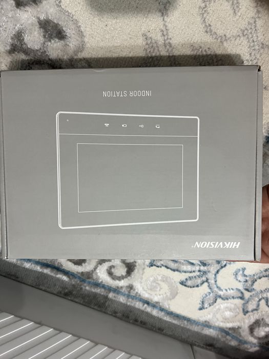 Продам видедомофон Hikvision