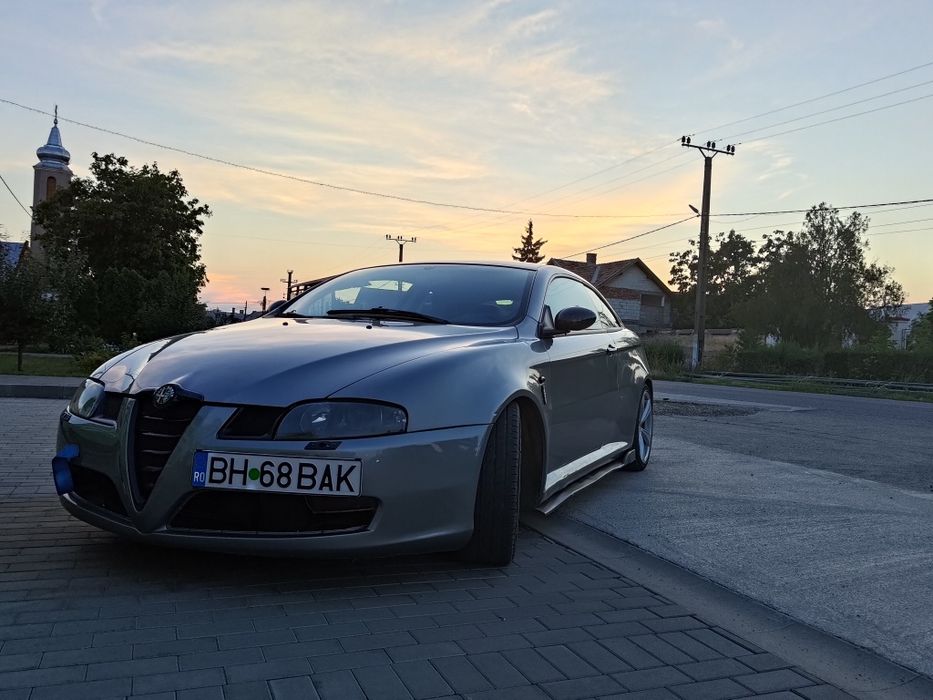 Alfa Romeo GT Q2