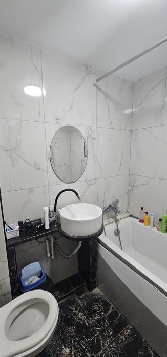 Apartament  3  camere