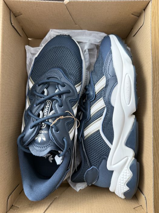 Vand Adidas Ozweego noi originali in cutie marime 38